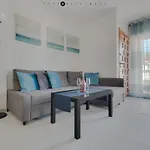 With Pool, Sea Views & Balcony Less Than 10min Walk To La Mata Beach! Apartment Torrevieja
