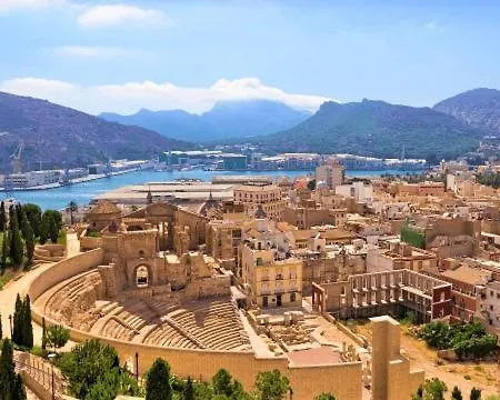 With Pool, Sea Views & Balcony Less Than 10min Walk To La Mata Beach! * Torrevieja