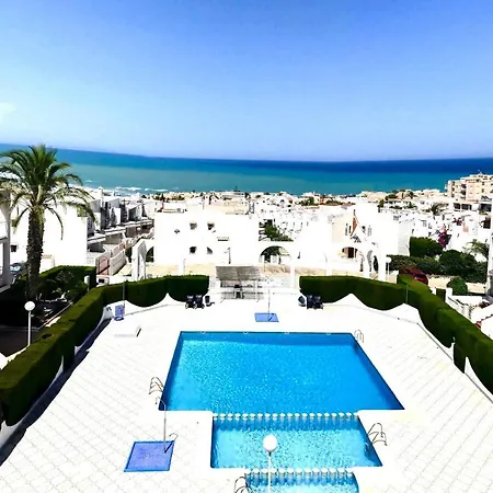 Apartment With Pool, Sea Views & Balcony Less Than 10min Walk To La Mata Beach! Torrevieja