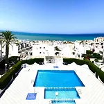 Apartmán With Pool, Sea Views & Balcony Less Than 10min Walk To La Mata Beach! Torrevieja