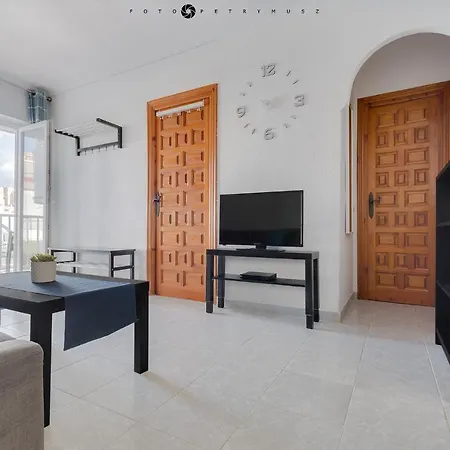 With Pool, Sea Views & Balcony Less Than 10min Walk To La Mata Beach! *