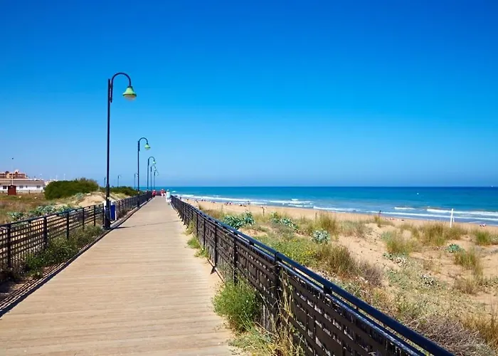 With Pool, Sea Views & Balcony Less Than 10min Walk To La Mata Beach!