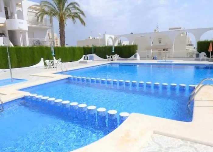 With Pool, Sea Views & Balcony Less Than 10min Walk To La Mata Beach! Torrevieja